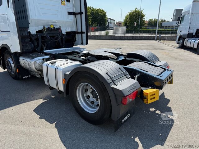 Tracteur routier standard IVECO S-WAY 480