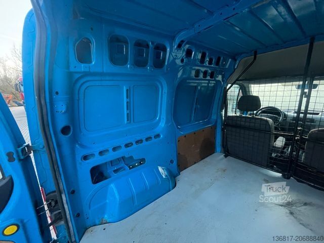 Panelinis furgonas FORD Transit Connect Kasten T220 8-fach bereift