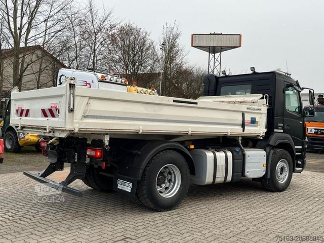 شاحنة قلابة ثلاثية الجوانب VOLVO FM 330 4x2 2-Achs Kipper Meiller