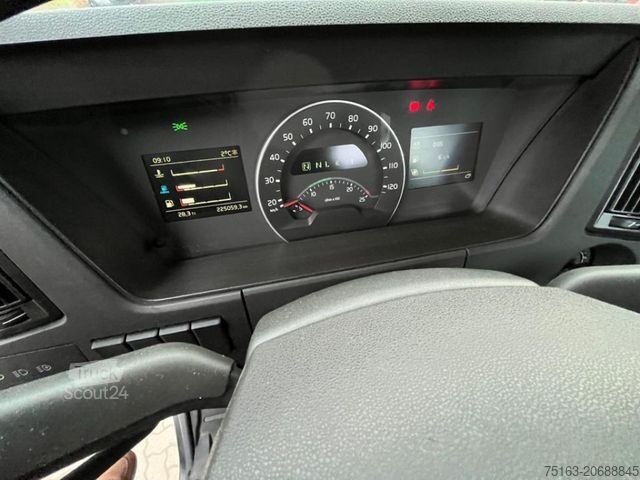 شاحنة قلابة ثلاثية الجوانب VOLVO FM 330 4x2 2-Achs Kipper Meiller