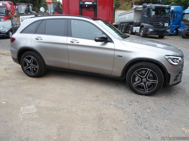 Пикап MERCEDES-BENZ GLC 300 GLC GLC 300 de 4Matic