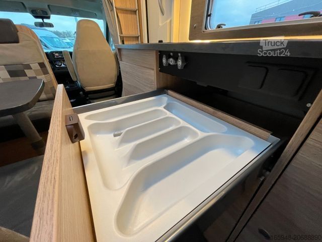 Alkoven Wohnmobil SUNLIGHT A 68 | Wenig KM* Markise | RFK | Viel Staurraum!