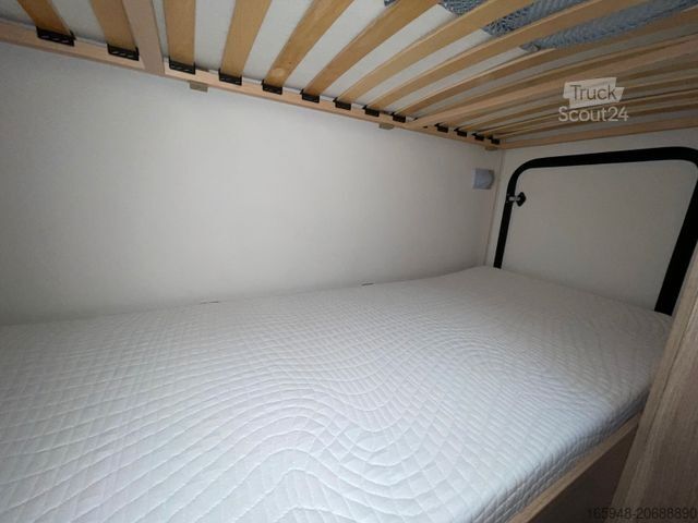 Alkoven Wohnmobil SUNLIGHT A 68 | Wenig KM* Markise | RFK | Viel Staurraum!