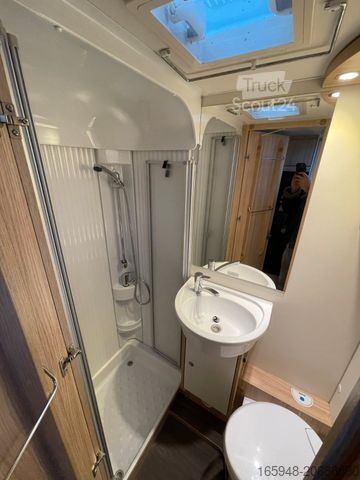 Alkoven Wohnmobil SUNLIGHT A 68 | Wenig KM* Markise | RFK | Viel Staurraum!