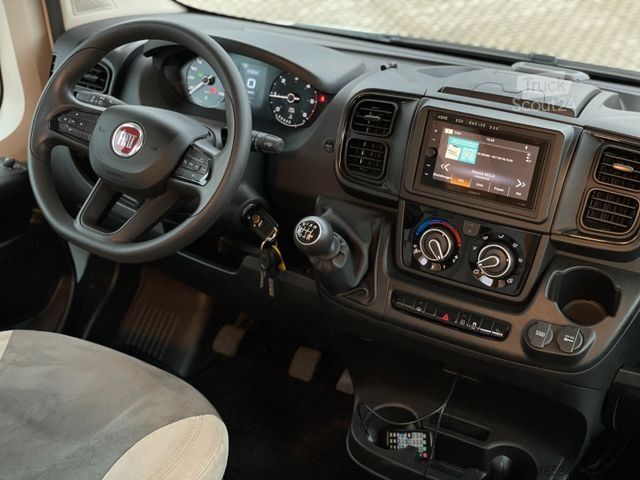 Alkoven Wohnmobil SUNLIGHT A 68 | Wenig KM* Markise | RFK | Viel Staurraum!