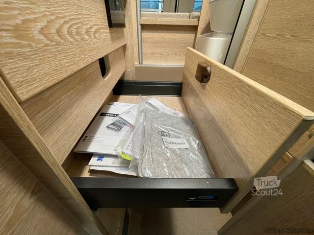 Camping-car PÖSSL Vario 545 *5,41m*Assistenten*Kompakt*