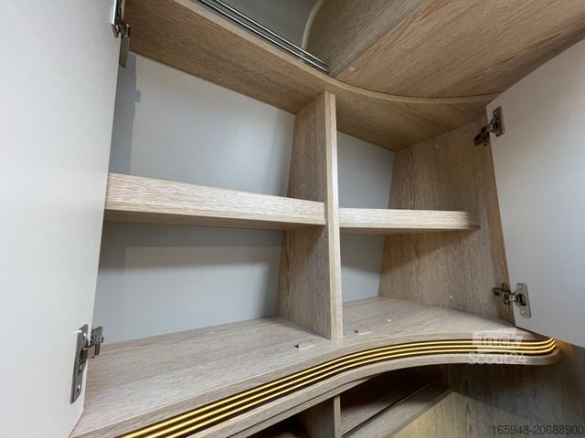 Camping-car PÖSSL Vario 545 *5,41m*Assistenten*Kompakt*