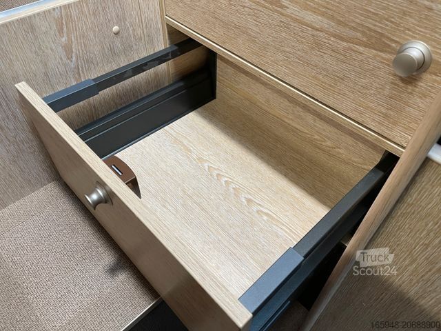 Camping-car PÖSSL Vario 545 *5,41m*Assistenten*Kompakt*