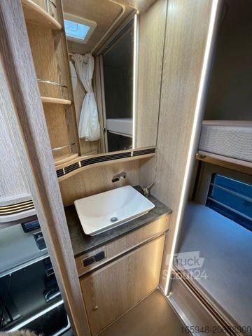 Camping-car PÖSSL Vario 545 *5,41m*Assistenten*Kompakt*