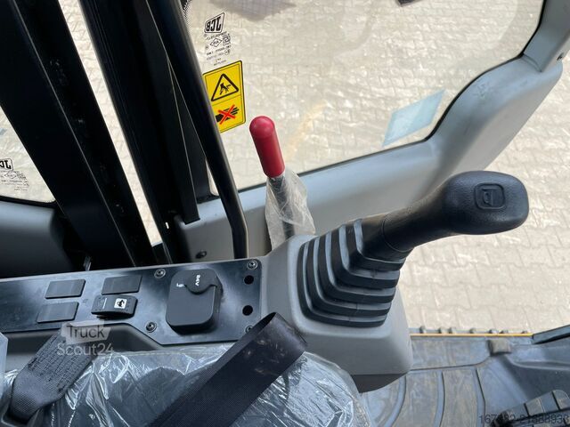 Teleskopgravemaskin JCB 245 HD LR