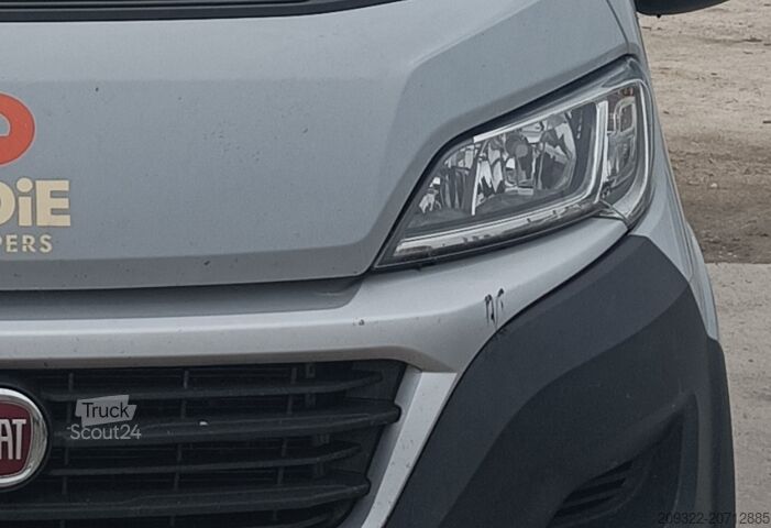 Wohnwagen/Wohnmobil Fiat Weinsberg Carabus 600 K | 4 Posti Letto | Completamente Attrezzato