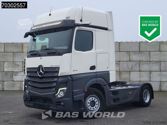 Standard-SZM Mercedes Actros 1845 4X2 GigaSpace Retarder MirrorCam Na...