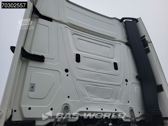 Standard-SZM Mercedes Actros 1845 4X2 GigaSpace Retarder MirrorCam Na...
