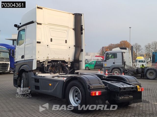 Standard-SZM Mercedes Actros 1845 4X2 GigaSpace Retarder MirrorCam Na...
