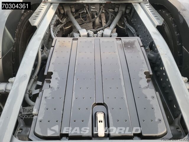 Standard-SZM Mercedes Actros 1845 4X2 GigaSpace Retarder MirrorCam Na...