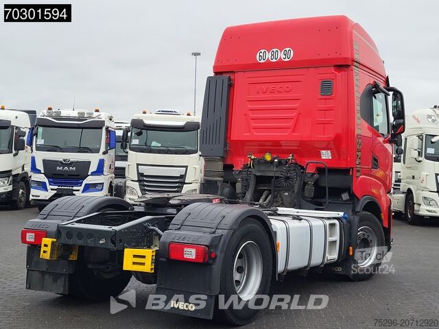 Standard tractor Iveco S-Way 570 4X2 Retarder LED Navi