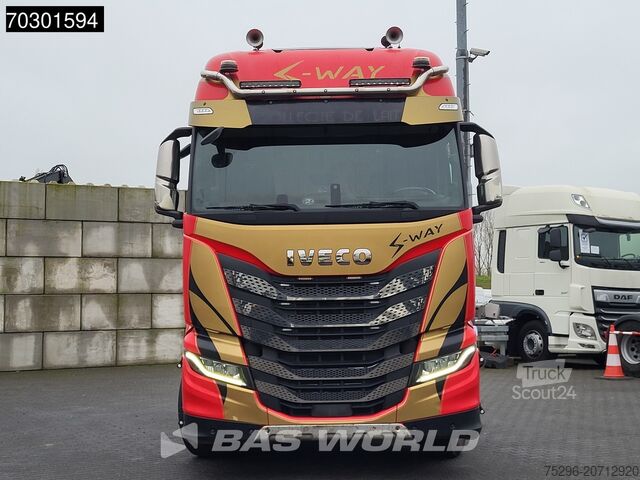 Standard tractor Iveco S-Way 570 4X2 Retarder LED Navi
