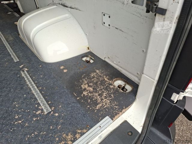 Kombi z visokim stropom MAN TGE 5.180 4x2 3-Sitzer Navi Kamera AHK Kugelkopf