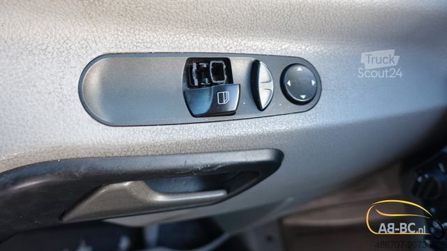 Kleinbus MERCEDES-BENZ Sprinter Mid City, 15 Sitze