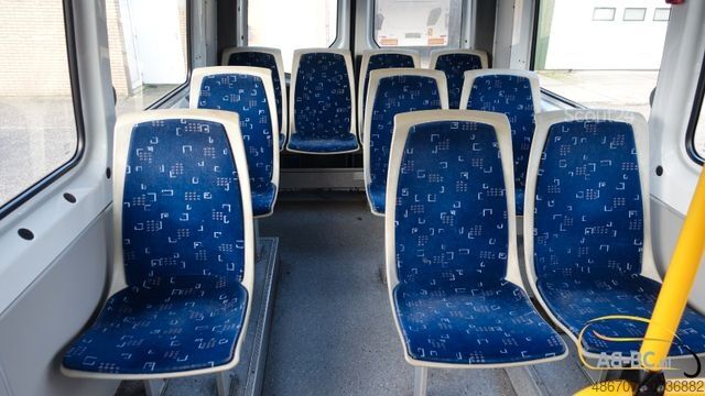 Kleinbus MERCEDES-BENZ Sprinter Mid City, 15 Sitze