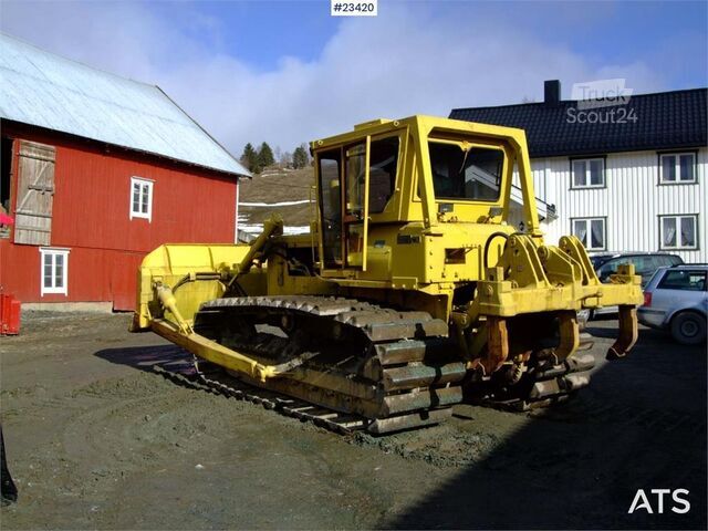 Planiermaschine Komatsu D65P-6 dozer m/ ripper og skjær