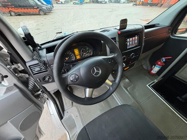 Mikroautobuss Mercedes-Benz Sprinter 519CDI 16 + 1 SEATS / AC
