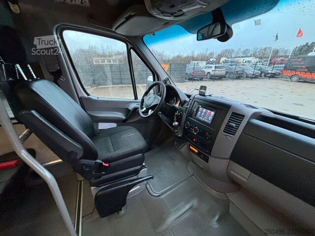 Mikroautobuss Mercedes-Benz Sprinter 519CDI 16 + 1 SEATS / AC