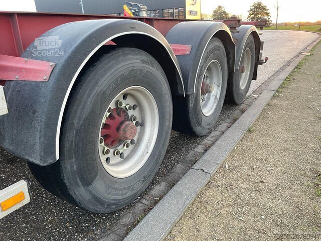 Konteineru pārvadājumi Burg BPO 12-27 CCXGX-00 20/30 FT Chassis / BPW Axles...