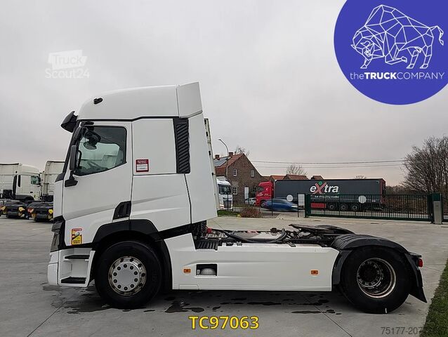 Standard-SZM Renault T 520