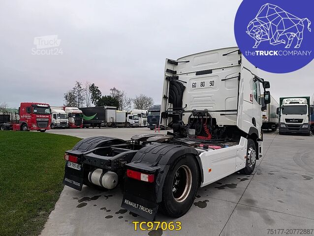 Standard-SZM Renault T 520