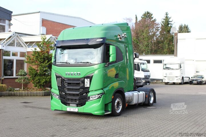 Véhicule tracteur volume Iveco S-Way 510 Retarder Alufelgen Navi 2 x Kühlbox