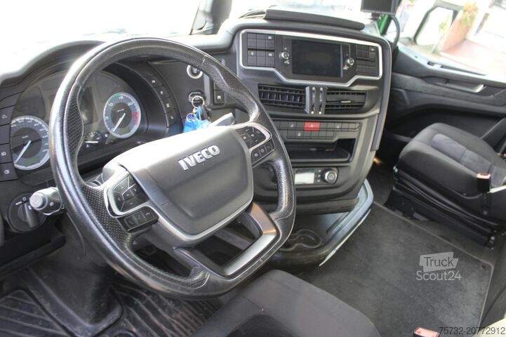 Véhicule tracteur volume Iveco S-Way 510 Retarder Alufelgen Navi 2 x Kühlbox