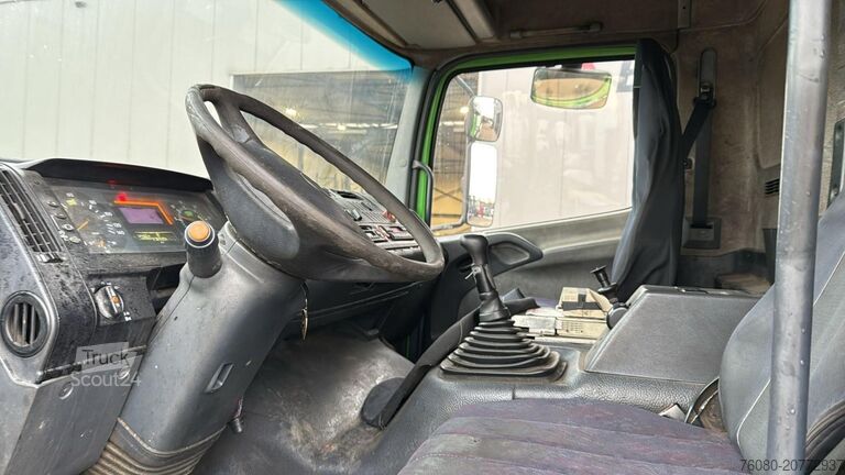 Autocisterna Mercedes-Benz Atego 2528 (18000 L / 3 COMPARTIMENTS / MANUAL ...