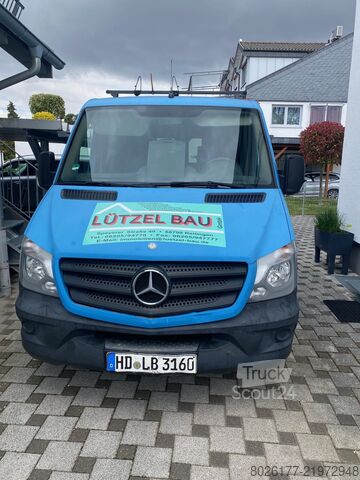 Slēgtais furgons Mercedes Benz Sprinter 316