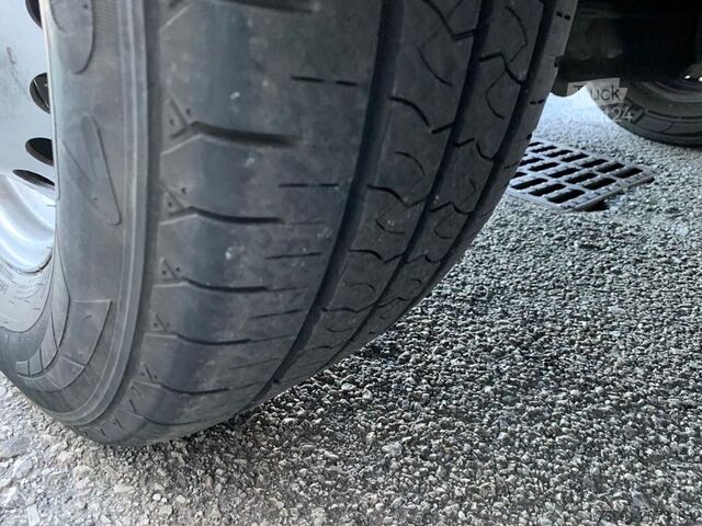 Ploščati dostavnik Iveco Daily 35s14   Furgone 4,40 mt. - Euro 6 -