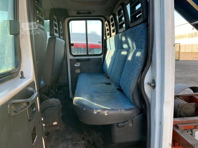 Kombi s prekucnikom Iveco Daily 35C11 - 7 posti -  Km 166.400