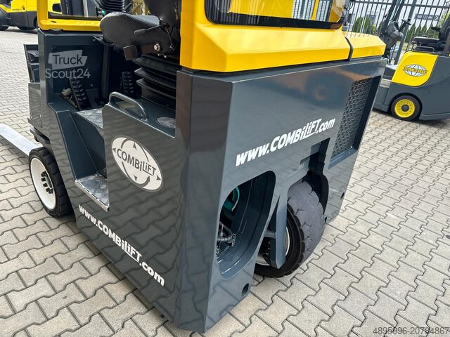 Chariot élévateur multidirectionnel Combilift CB4500//2019 year // Triplex 6400 mm