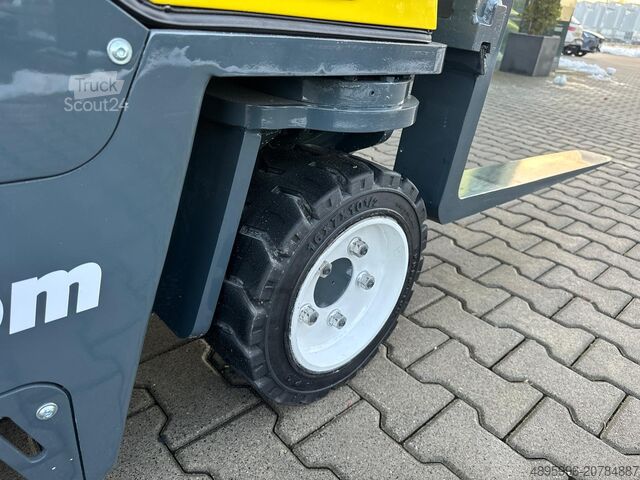 Chariot élévateur multidirectionnel Combilift CB3000/LPG /2015 year/ Perfect condition