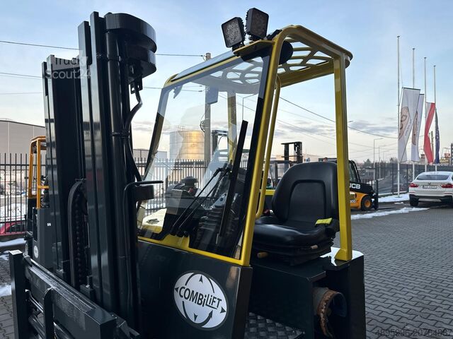 Chariot élévateur multidirectionnel Combilift CB3000/LPG /2015 year/ Perfect condition