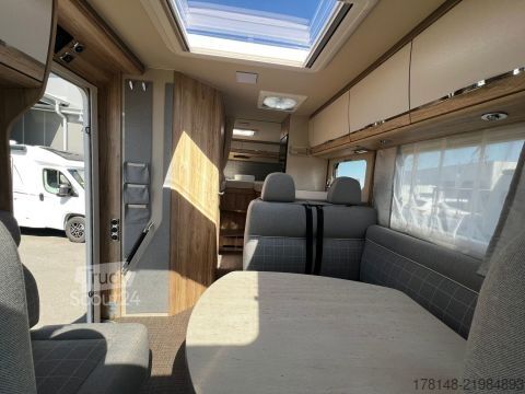 Каравана/кемпер Eura Mobil Profila T 696 EB