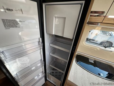 Каравана/кемпер Eura Mobil Profila T 696 EB