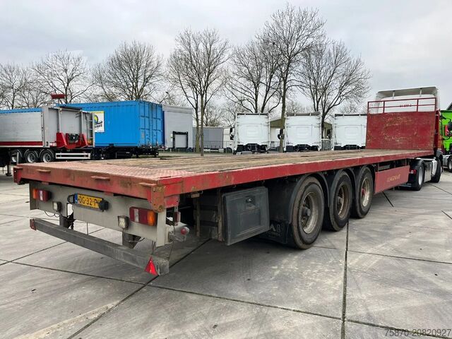 Platform trailer Pacton T3-001