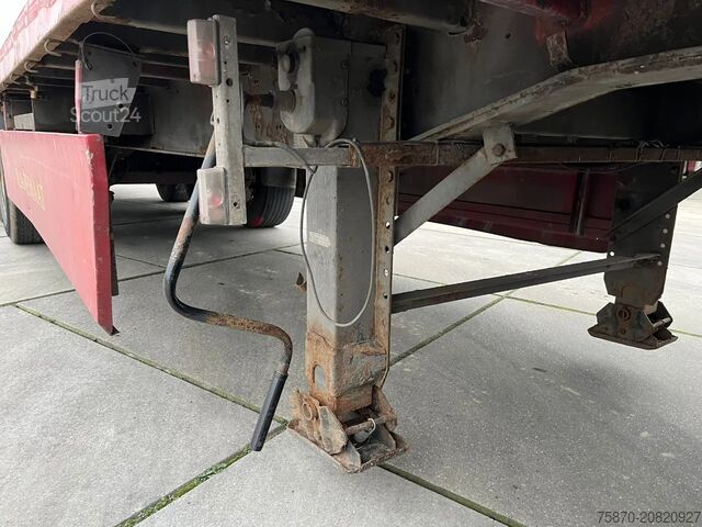 Platform trailer Pacton T3-001