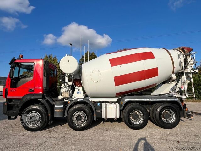 Betonmischer LKW Iveco Trakker 450