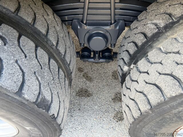 Betonmischer LKW Astra HD9 84.48