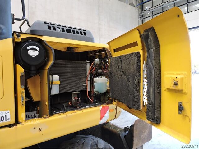 Komatsu PW140 Komatsu PW140