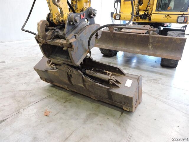 Komatsu PW140 Komatsu PW140