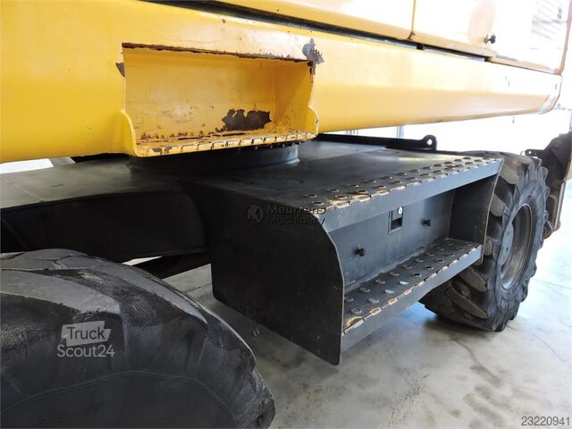 Komatsu PW140 Komatsu PW140