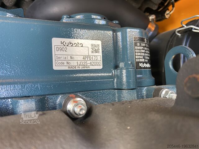 Mini excavator cu pachet mare de accesorii Berger Kraus BK1300JSR mit Kubota Motor + Schwenkarm