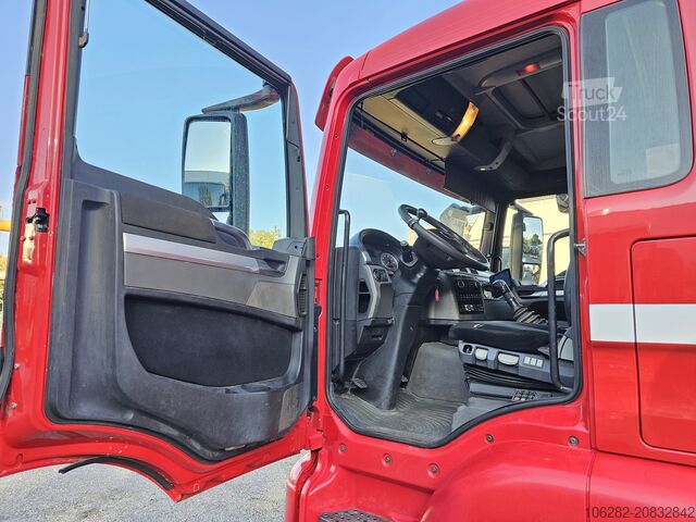 Lastbilchassis MAN TGS 35.440 8X4-4BL Lift+Lenk Manual PTO
